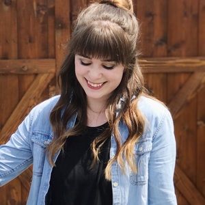 Meet your Posher, Kaitlynn